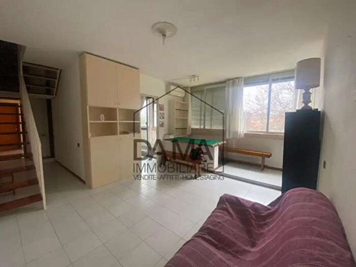 Appartamento trilocale in vendita in Via Passo di Badignana, Parma
