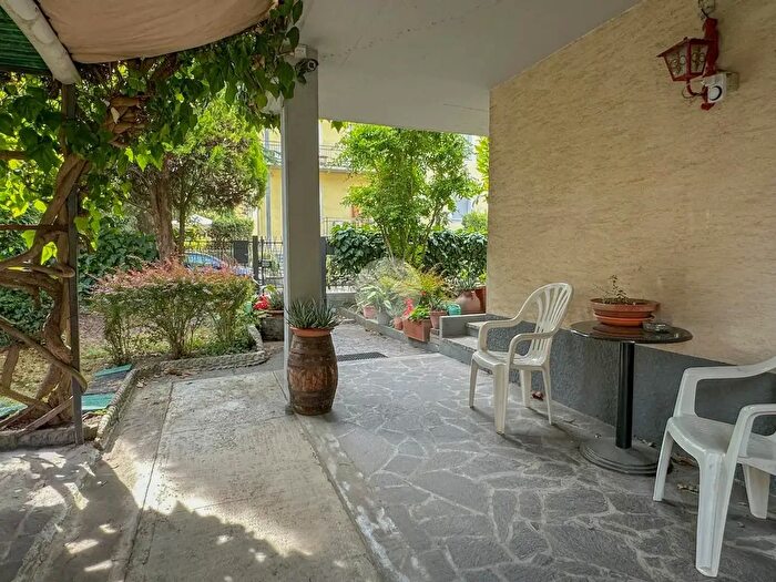 Casa con 9 locali in vendita in Via Antonio Rosmini, Parma
