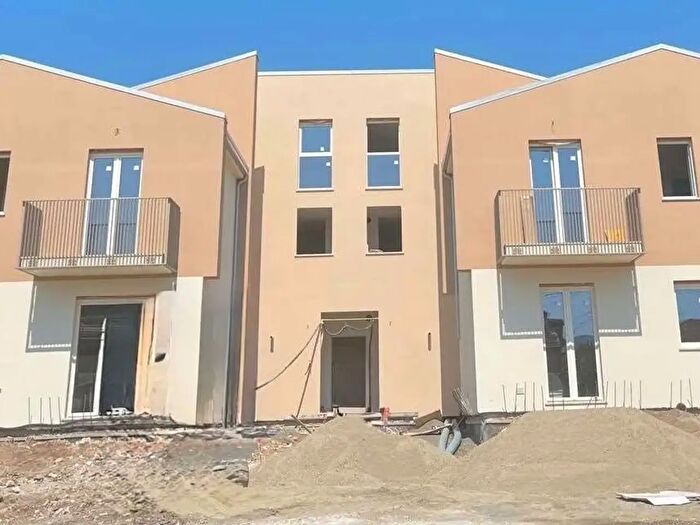 Appartamento con 5 locali in vendita in Castelnuovo Magra