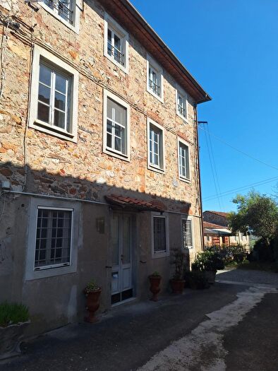 Casa con 10 locali in vendita in Capannori