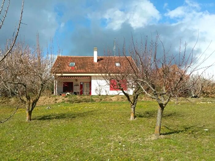 Casa quadrilocale in vendita in Strada Vicinale di Ripallanza, Acerenza