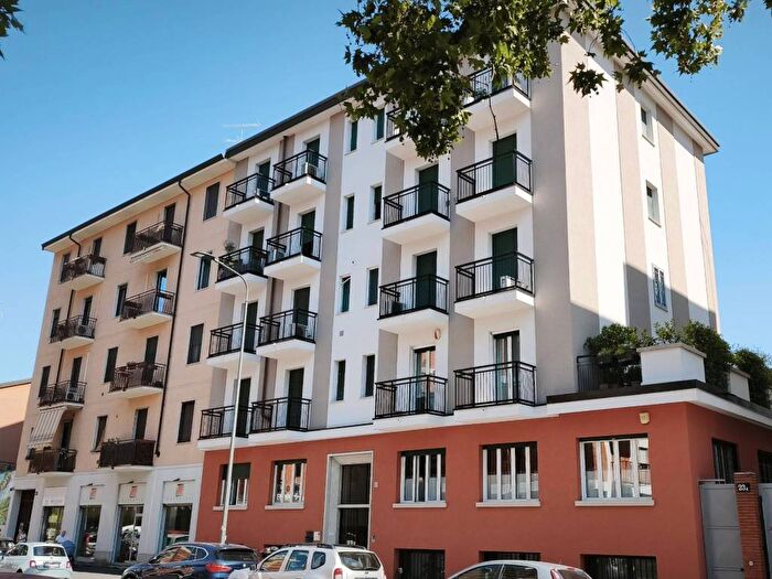 Appartamento bilocale in affitto in Via Tagiura, Tripoli Soderini, Milano