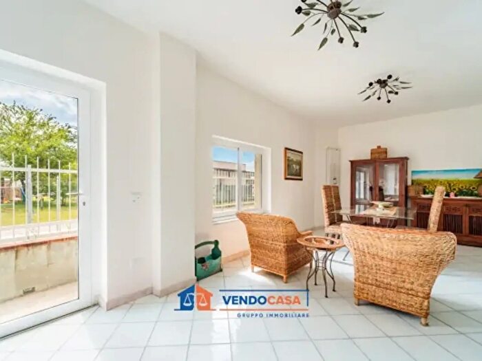 Casa quadrilocale in vendita in Via San Leonardo, Massa