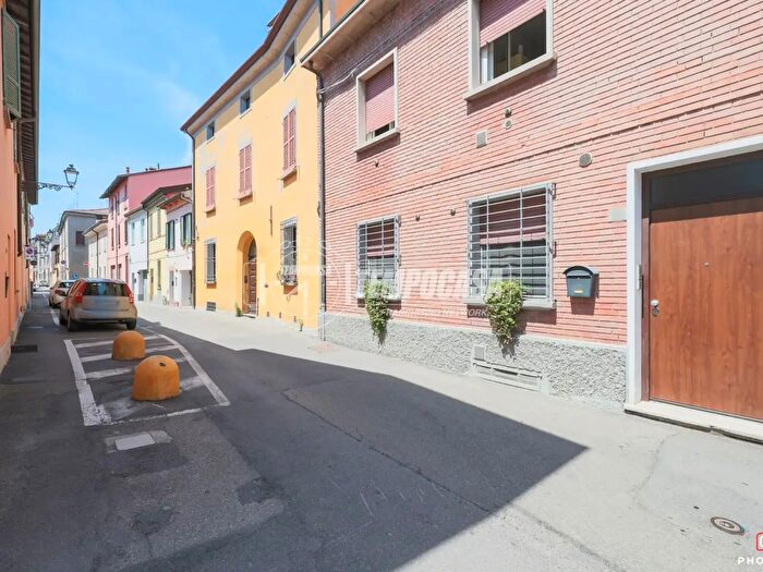 Appartamento bilocale in vendita in Via Fossatone, Imola