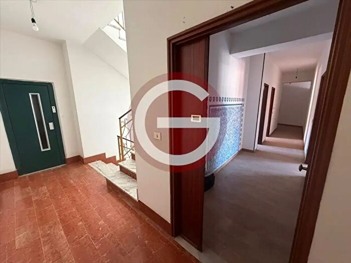Appartamento trilocale in vendita in Taurianova
