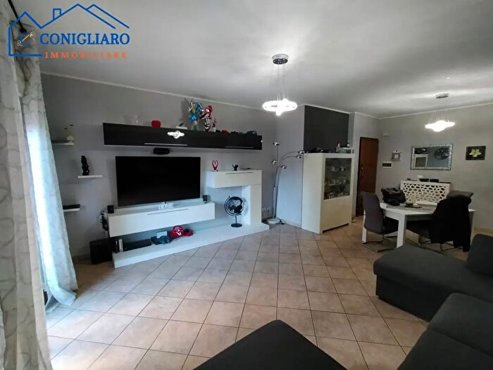 Appartamento con 5 locali in vendita in Via degli Oleandri, Capaci