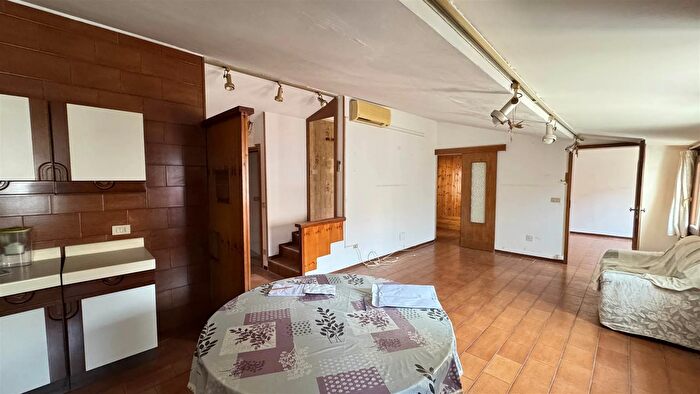 Appartamento con 6 locali in affitto in Campo Muneghette Chioggia Ve, Chioggia