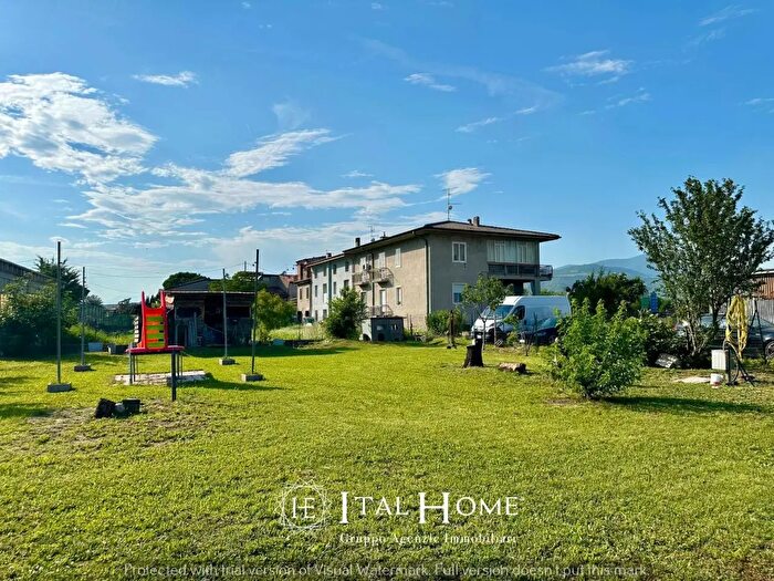 Appartamento con 6 locali in vendita in Via Brennero, Pescantina