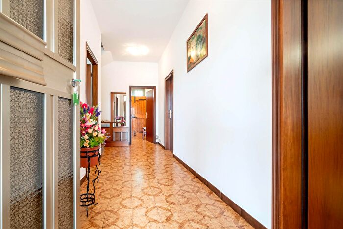 Casa con 7 locali in vendita in Via Dugliolo, Budrio