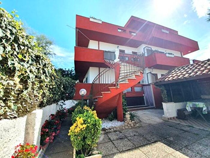 Appartamento trilocale in vendita in Via Achille, Torre Marina Lido di Tirrenella, Ardea