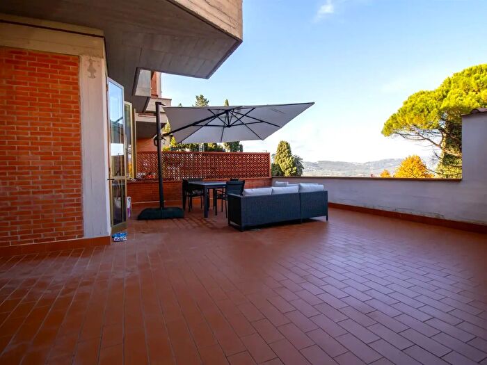 Appartamento quadrilocale in vendita in Fiesole