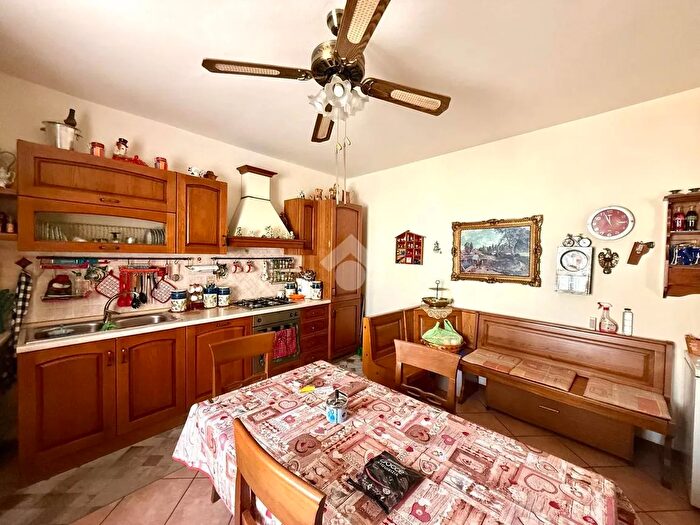 Appartamento trilocale in vendita in Via Giacomo Matteotti, Lugagnano Val DArda