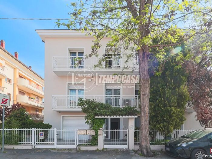 Appartamento quadrilocale in vendita in Via Carlo Porta, Rimini
