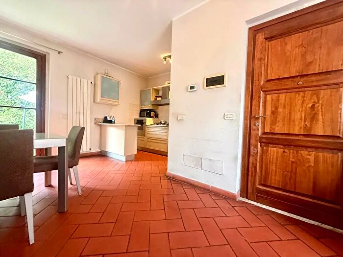 Appartamento trilocale in vendita in Luigi Staffetti, Massa