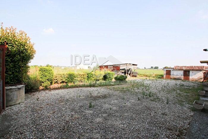 Casa in vendita in San Giovanni Del Dosso