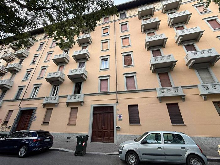 Appartamento trilocale in vendita in Corso Sebastopoli, Lingotto, Torino