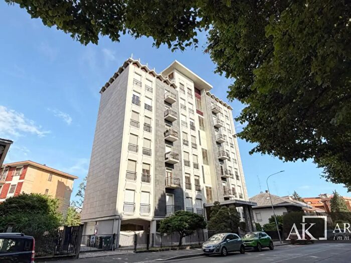 Appartamento trilocale in vendita in Viale Kennedy, Novara