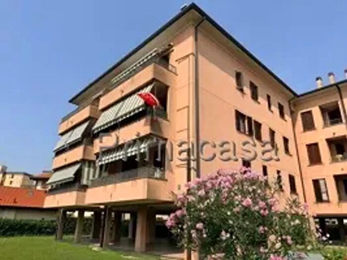 Appartamento bilocale in vendita in Via Monte Sabotino, Monza