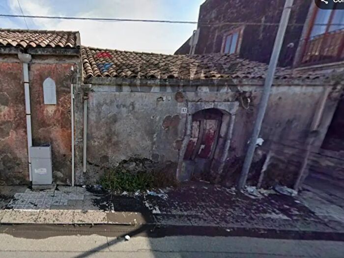 Casa bilocale in vendita in Via San Martino, Giarre