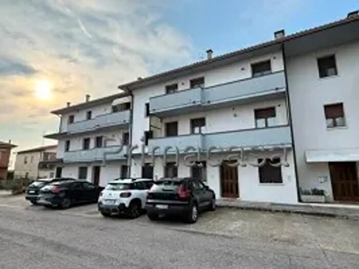 Appartamento trilocale in vendita in Corso della Vittoria, Legnago