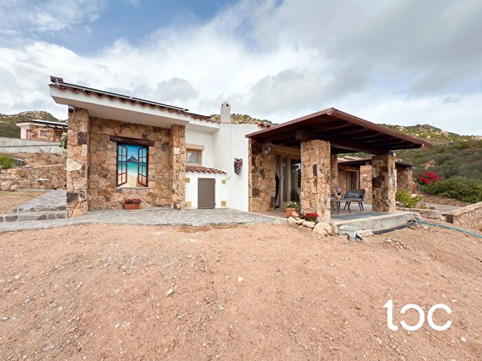 Appartamento quadrilocale in vendita in Loiri Porto San Paolo