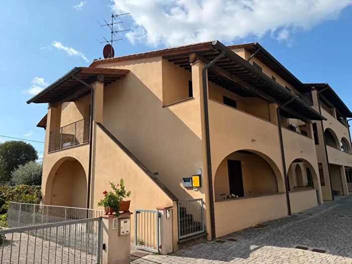 Appartamento trilocale in vendita in a Caduti sul Lavoro, Calcinaia