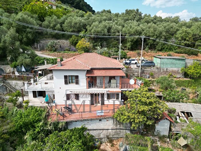Casa con 5 locali in vendita in Via Ciappin, Ventimiglia