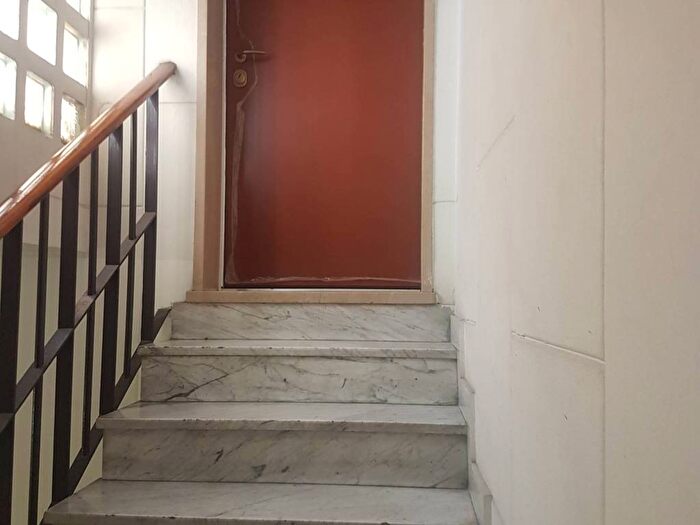 Appartamento bilocale in affitto in Via Vittor Pisani, Centrale, Milano