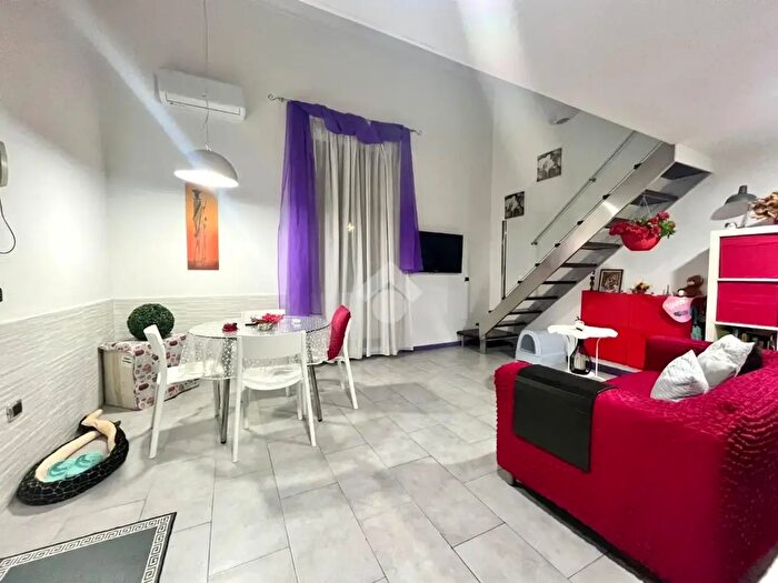 Appartamento bilocale in vendita in Via Alcide Cervi, Napoli
