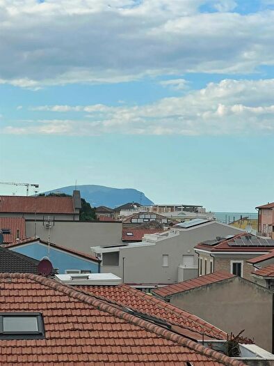 Appartamento trilocale in vendita in Civitanova Marche, Civitanova Marche