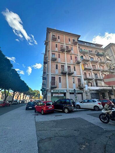 Appartamento con 6 locali in vendita in Via Conte di Torino, Messina