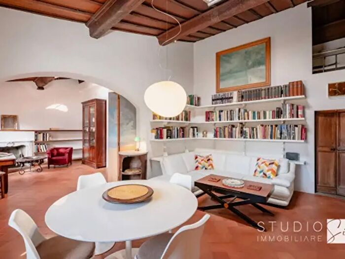 Appartamento con 6 locali in vendita in Lungarno Guicciardini, Firenze