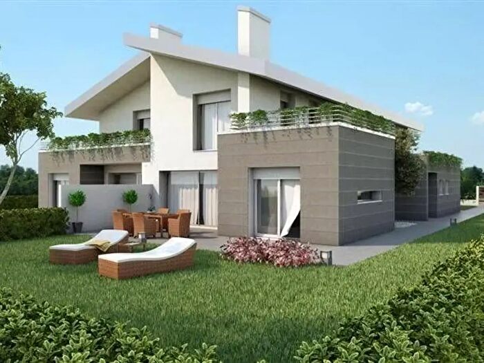 Casa con 6 locali in vendita in Vigonza