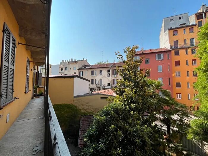 Appartamento bilocale in affitto in Via Adige, Milano