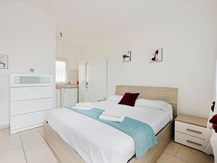 Appartamento trilocale in affitto in Viale di Focene, Focene, Fiumicino