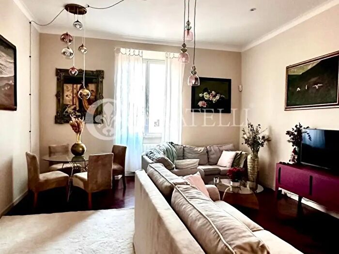 Appartamento trilocale in affitto in Via degli Scipioni, Roma