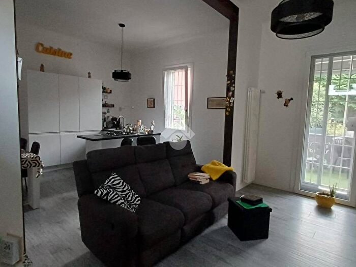 Casa bilocale in vendita in Via Valle D'Aosta, Mazzini Fossolo, Bologna