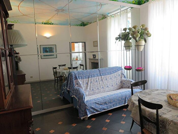 Appartamento con 5 locali in affitto in Via Camillo Benso di Cavour, Lerici Paese, Lerici