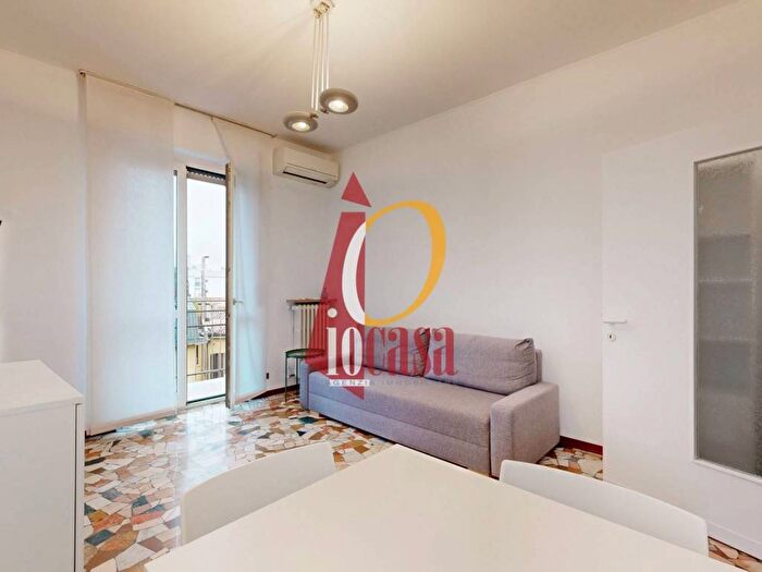 Appartamento bilocale in affitto in Via Mincio, Corvetto, Milano