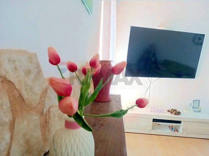 Casa con 6 locali in vendita in Via Monte Grappa, Graffignano