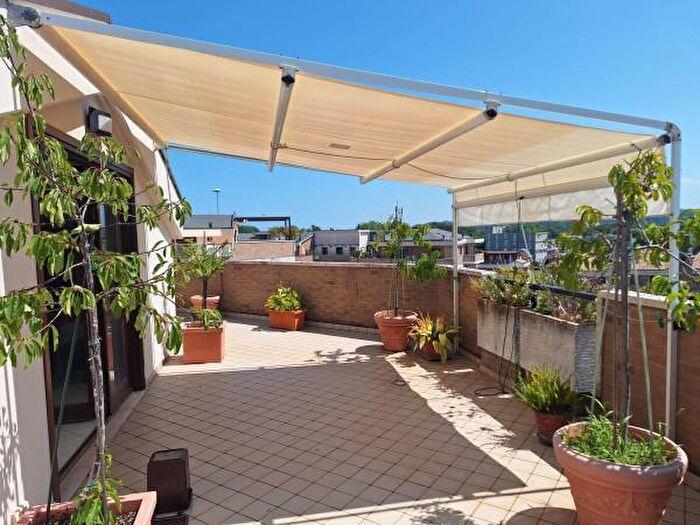 Appartamento quadrilocale in vendita in Via Martiri delle Foibe, Civitanova Marche