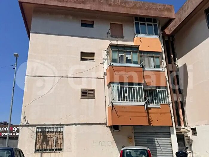 Appartamento quadrilocale in vendita in Via del Ciclo, Messina