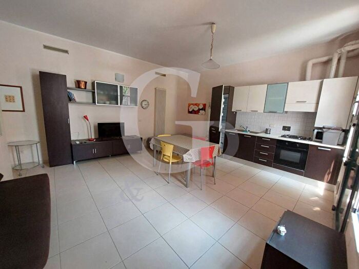 Appartamento monolocale in affitto in Via Tiberio Fiorilli, San Donato, Bologna