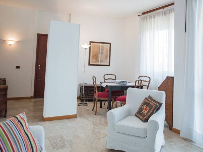 Appartamento trilocale in affitto in Via John Fitzgerald Kennedy, Centro, San Donato Milanese