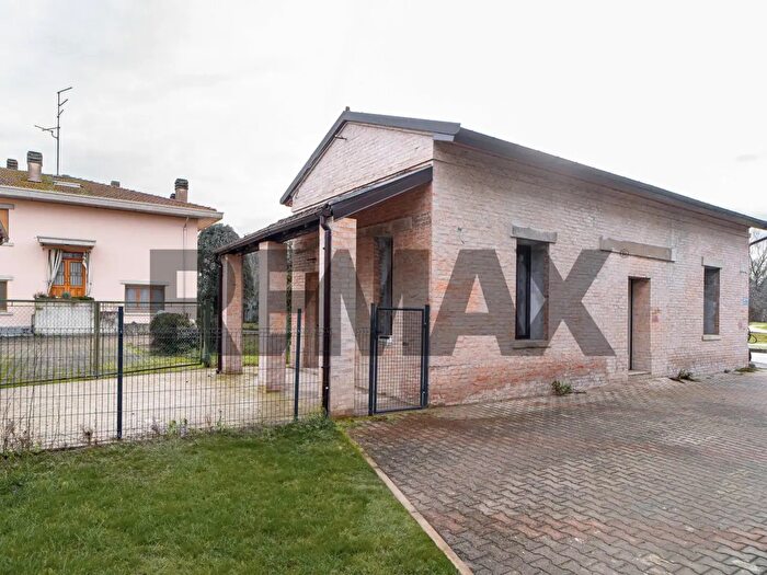 Casa bilocale in vendita in Via Francesco Schianchi, Parma