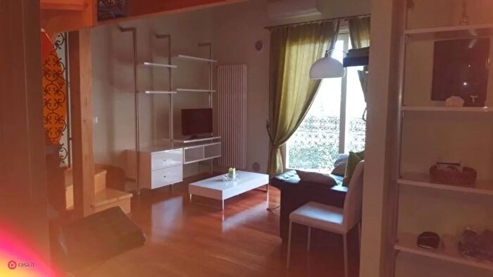 Appartamento trilocale in vendita in Desenzano Del Garda