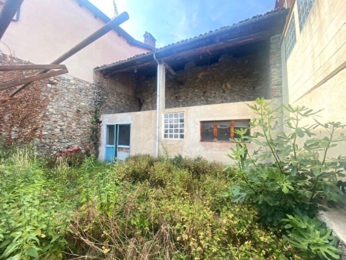 Casa monolocale in vendita in Via Vittorio Emanuele, Borgofranco DIvrea