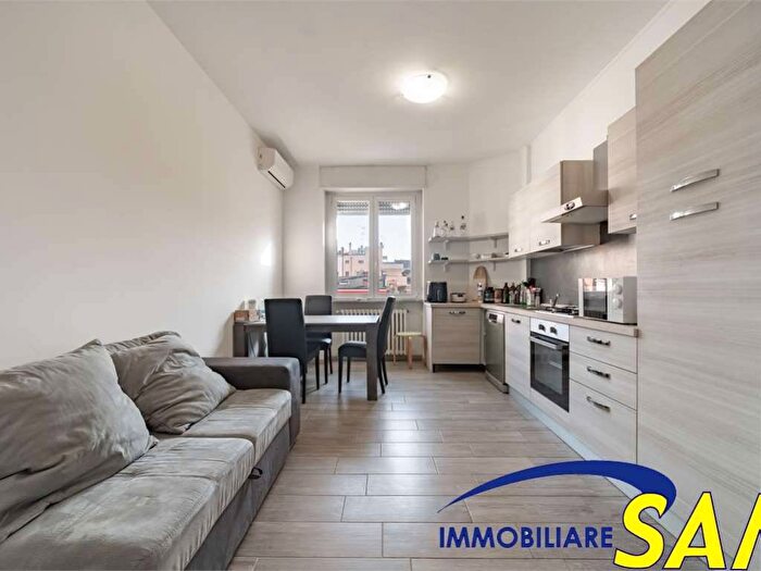 Appartamento trilocale in affitto in Via Busoni, Martini Insubria, Milano