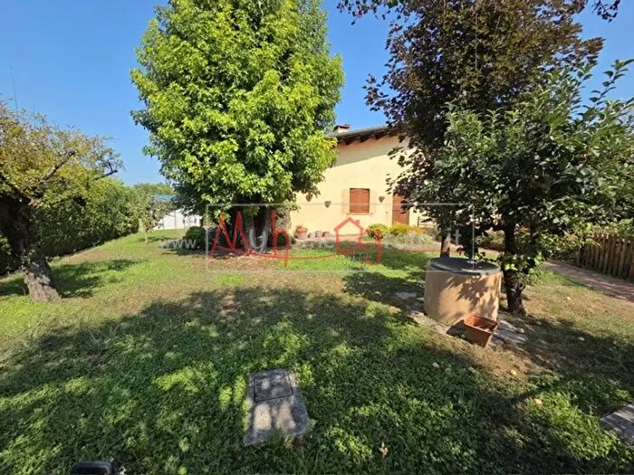 Casa con 6 locali in vendita in Selvazzano Dentro