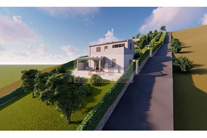 Casa con 8 locali in vendita in Alcamo